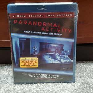 Paranormal Activity What happens when you sleep 2 disc set  Blu Ray NEW Sealed